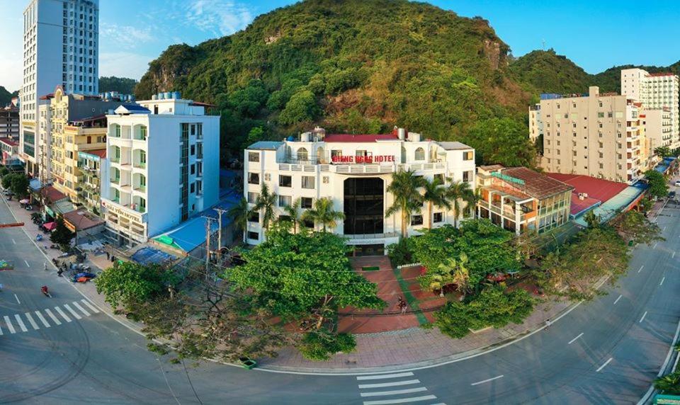 Hotel Gieng Ngoc Sea Moutain View Cat Ba Dong Khe Sau Exterior foto