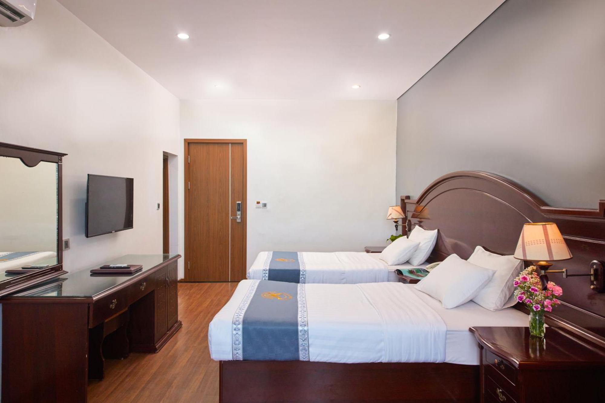Hotel Gieng Ngoc Sea Moutain View Cat Ba Dong Khe Sau Exterior foto