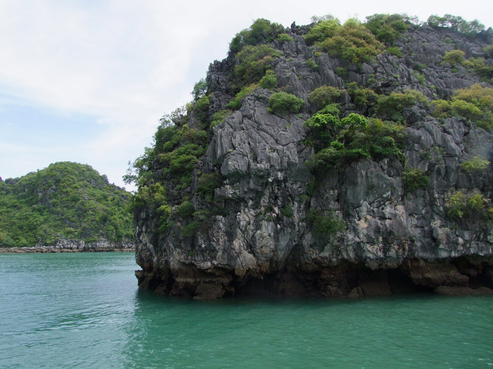 Hotel Gieng Ngoc Sea Moutain View Cat Ba Dong Khe Sau Exterior foto